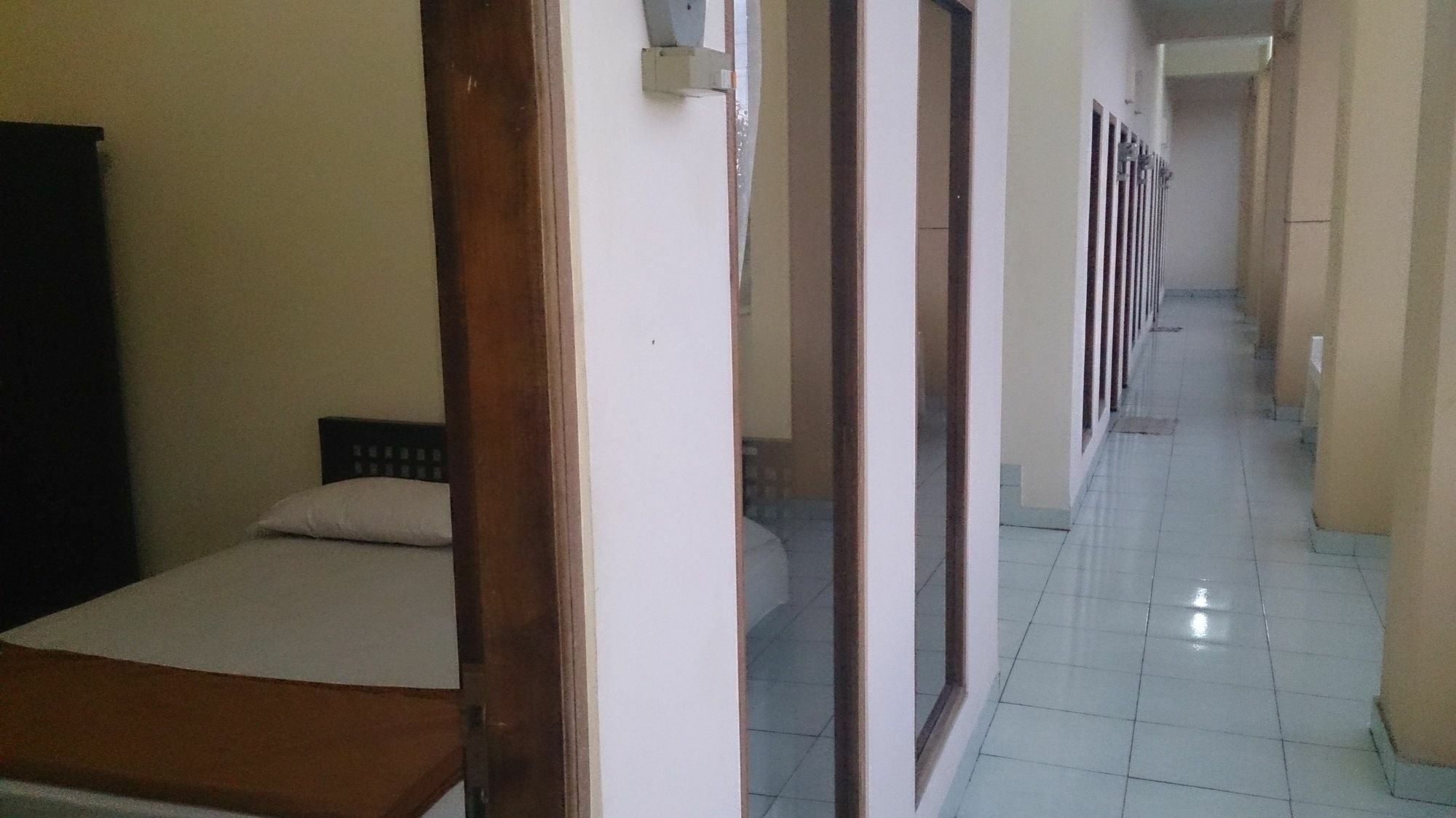 Pondok Taman 828 Hotel Denpasar Exterior foto